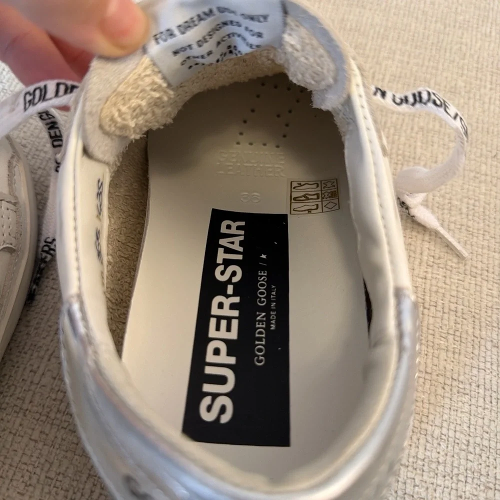 White Golden Goose with Silver Stars - Picture 6 of 6